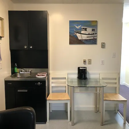 Creston Valley Motel Extérieur photo