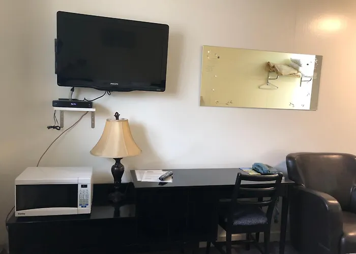 Creston Valley Motel